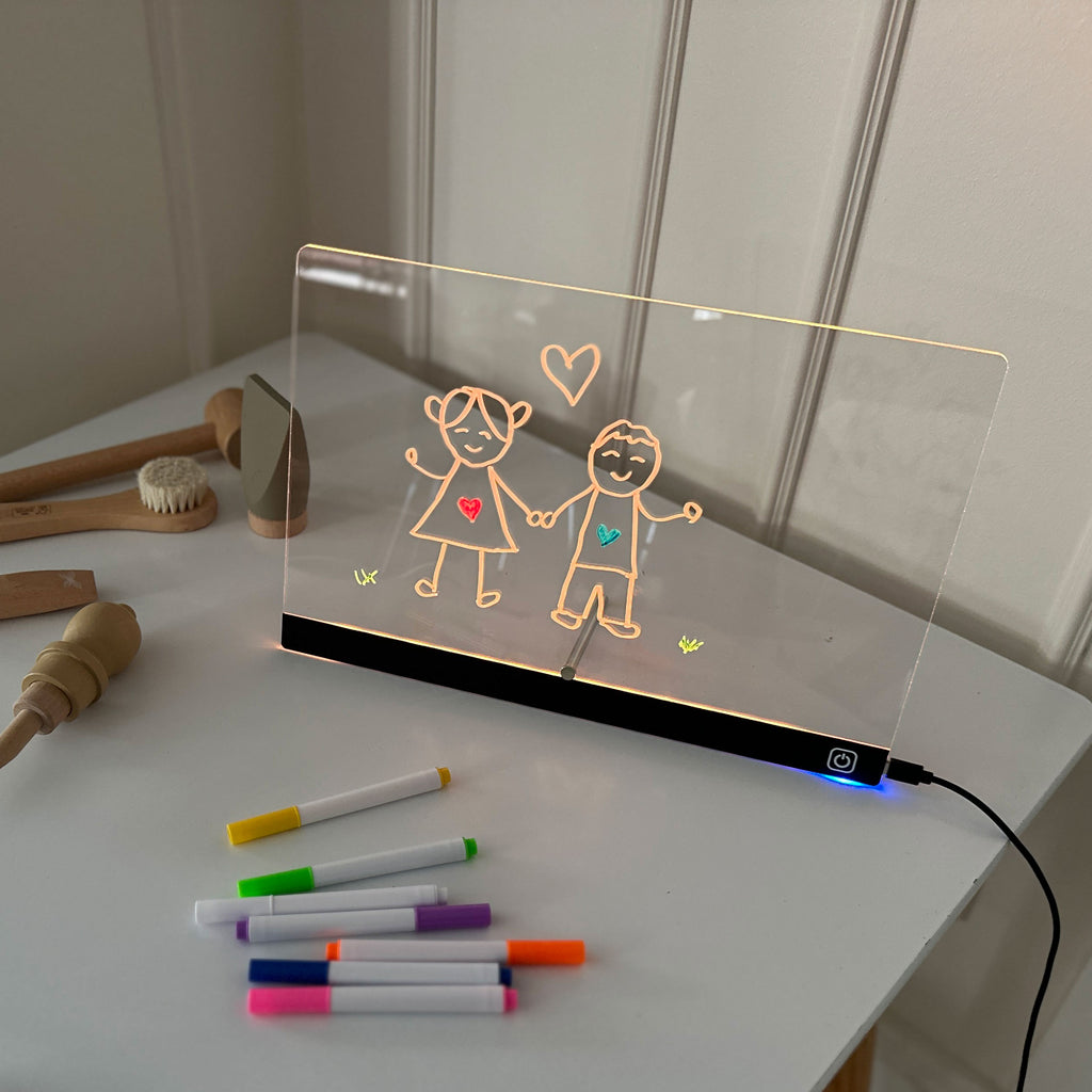 LYSBOARD | Tegnetavle med farveskiftende LED-lys