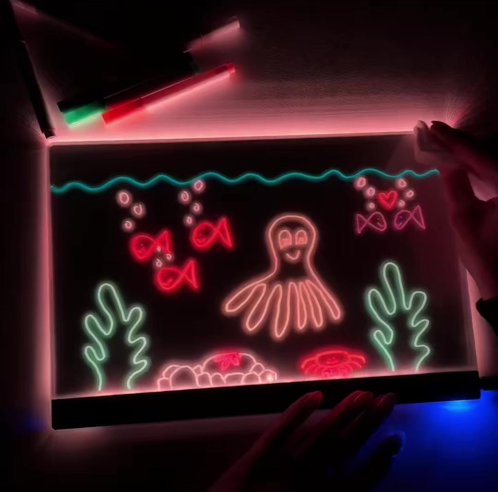 LYSBOARD | Tegnetavle med farveskiftende LED-lys